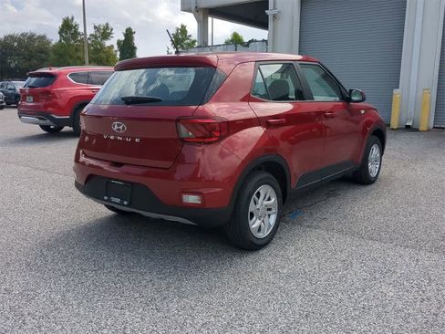 New 2026 Hyundai Venue SE image 7