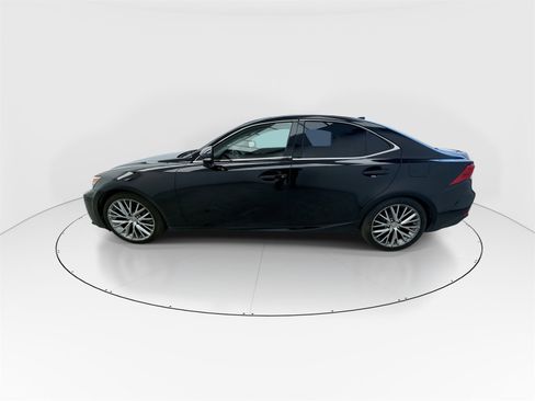 Used 2016 Lexus IS 200t 200t w/ Navigation System Package image 5