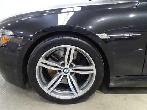 Used 2007 BMW M6 Convertible RWD image 29