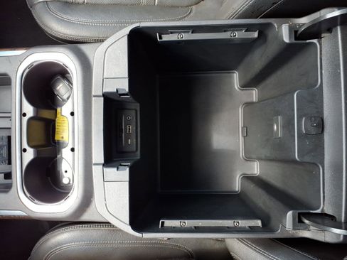 Used 2019 GMC Sierra 1500 Denali w/ Driver Alert Package II image 15