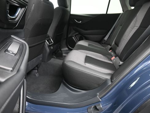 Used 2025 Subaru Outback Premium image 23