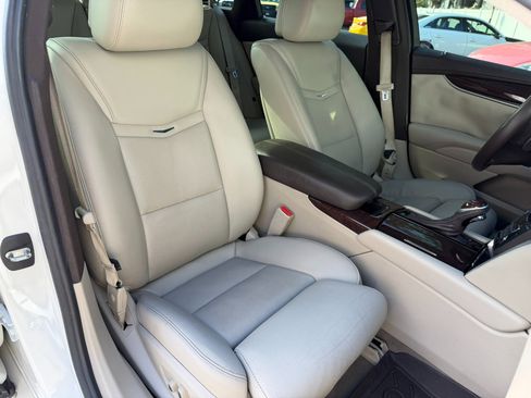 Used 2014 Cadillac XTS Luxury w/ Driver Awareness Package image 46