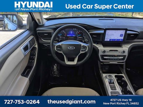Used 2023 Ford Explorer XLT image 21