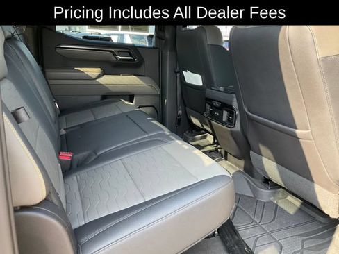 Used 2023 Chevrolet Silverado 1500 ZR2 w/ Technology Package AWD/4WD image 19