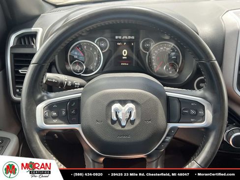 Used 2022 RAM 1500 Big Horn AWD/4WD image 17