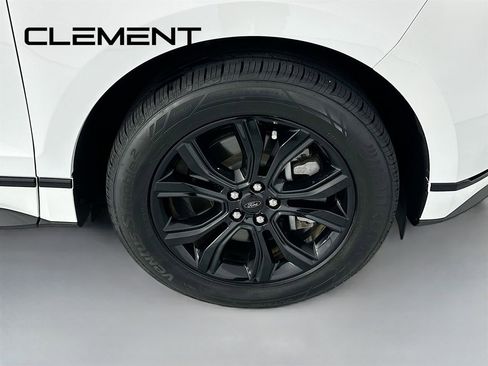 Used 2022 Ford Edge SE w/ Black Appearance Package image 34