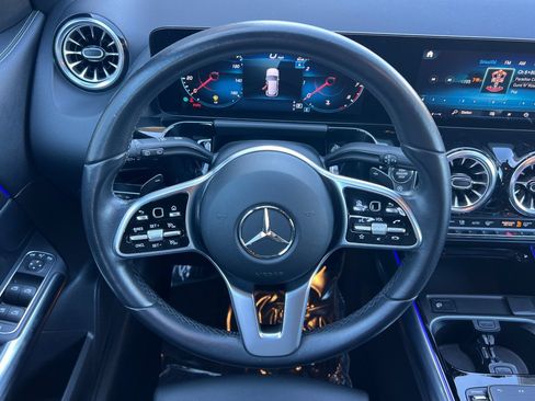 Used 2023 Mercedes-Benz GLA 250 4MATIC image 30