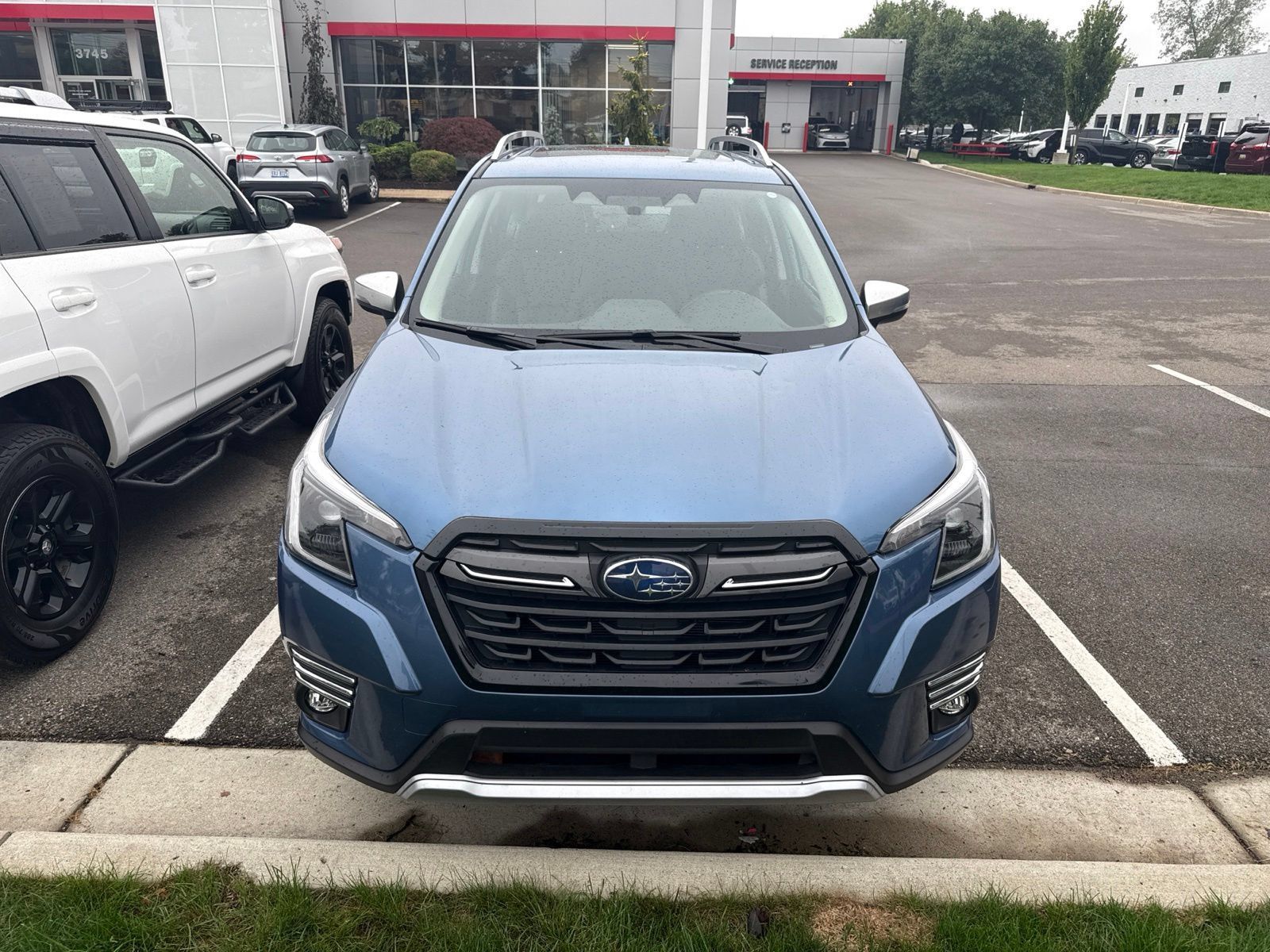 Used 2023 Subaru Forester Touring AWD/4WD image 2