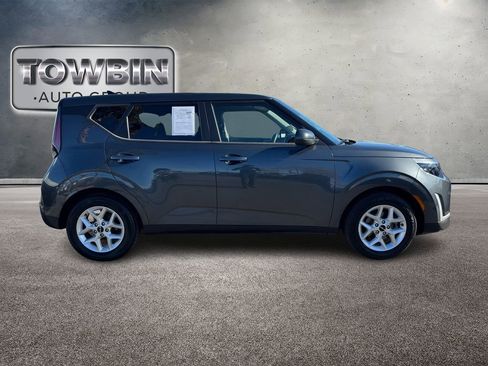 Used 2023 Kia Soul LX w/ Option Group 015 image 3