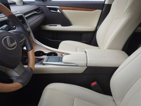 Certified 2020 Lexus RX 350 FWD w/ Premium Package image 8