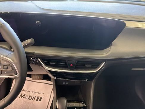 Used 2024 Buick Encore GX Avenir AWD/4WD image 23