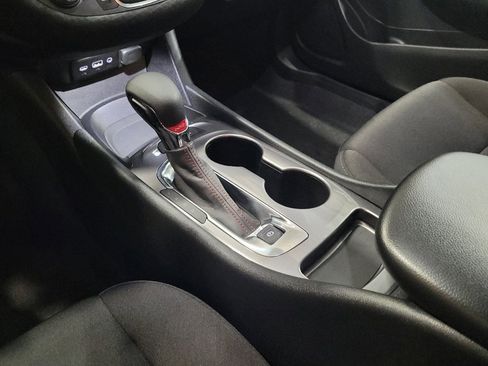 Used 2024 Chevrolet Malibu RS FWD image 26