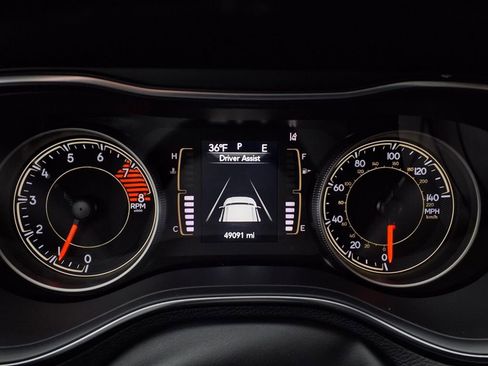 Used 2020 Jeep Cherokee Latitude Lux w/ Quick Order Package 26H Lux image 20