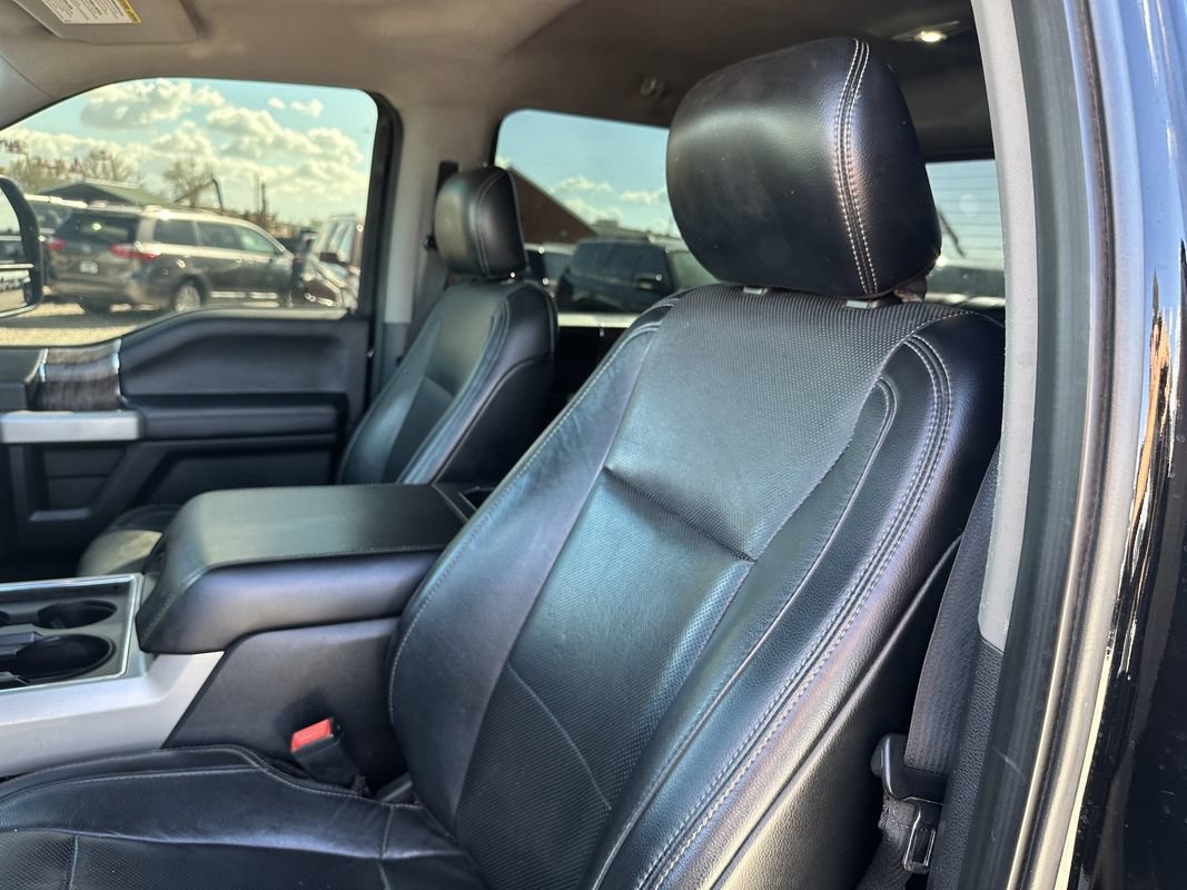 Used 2018 Ford F250 Lariat w/ Lariat Value Package AWD/4WD image 36