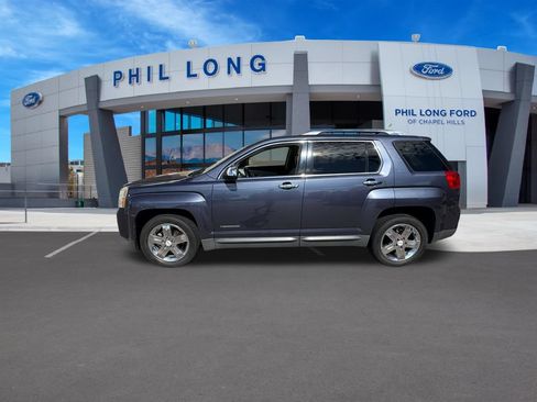 Used 2013 GMC Terrain SLT AWD/4WD image 2