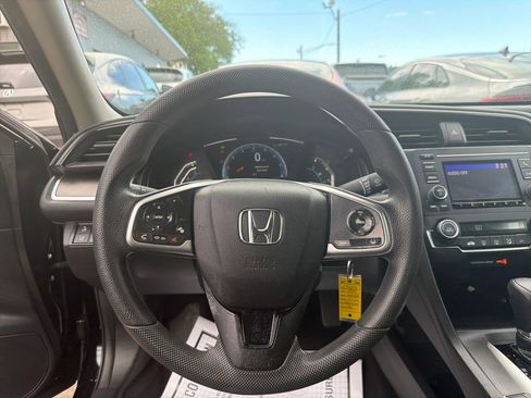 Used 2019 Honda Civic LX image 18
