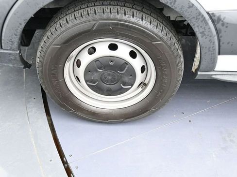 Used 2017 Ford Transit 250 148 Medium Roof image 9