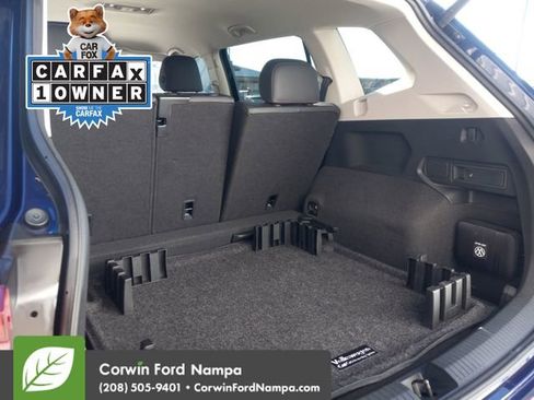 Used 2024 Volkswagen Tiguan Wolfsburg Edition image 28