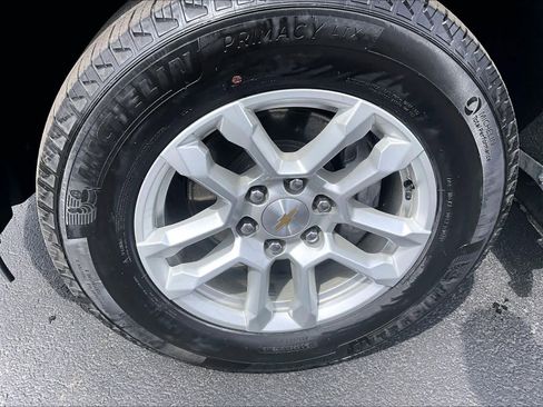 Used 2024 Chevrolet Silverado 1500 LT image 7