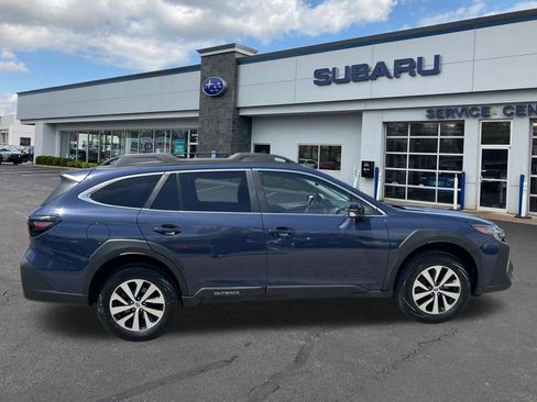 Used 2025 Subaru Outback Premium w/ Popular Package #1A AWD/4WD image 5