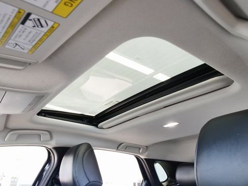 Used 2024 MAZDA CX-30 AWD 2.5 S w/ Preferred Package image 30