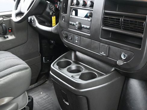 Used 2024 Chevrolet Express 2500 w/ Driver Convenience Package RWD image 15