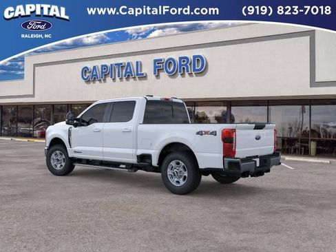 New 2026 Ford F250 XLT w/ XLT Premium Package AWD/4WD image 4