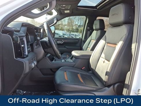 Used 2024 GMC Sierra 2500 AT4 w/ AT4 Premium Plus Package image 18
