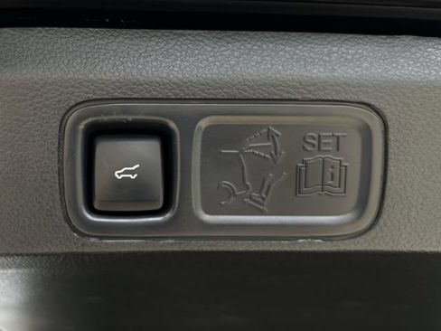 Used 2022 Lincoln Navigator Reserve AWD/4WD image 33