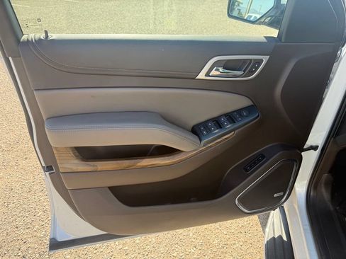 Used 2019 GMC Yukon Denali w/ Open Road Package AWD/4WD image 9