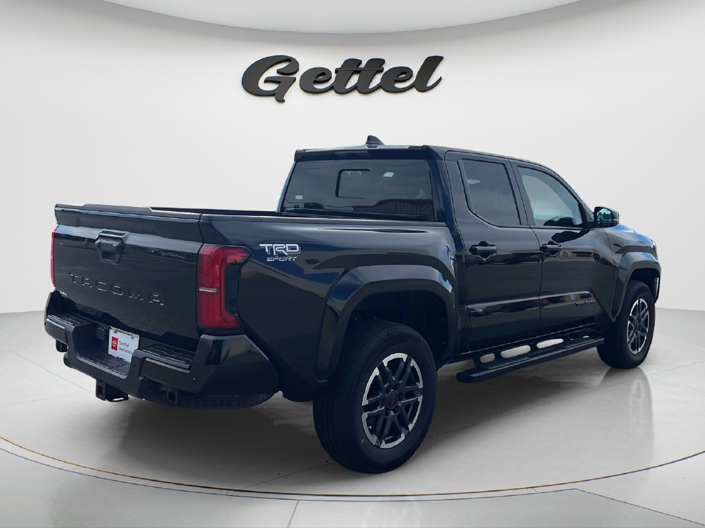 Used 2024 Toyota Tacoma TRD Sport w/ TRD Sport Upgrade Package RWD image 5