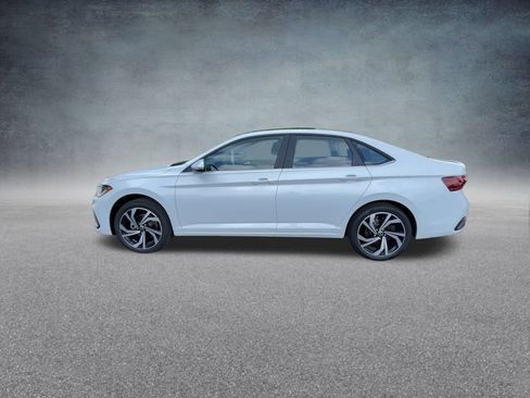 New 2025 Volkswagen Jetta SEL image 13