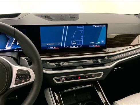 Used 2026 BMW X5 xDrive40i image 5