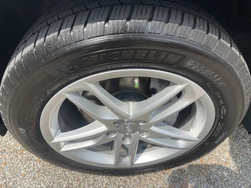 Used 2017 Audi Q5 2.0T Premium AWD/4WD image 9