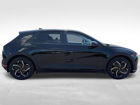 Used 2024 Hyundai Ioniq 5 SEL RWD image 9