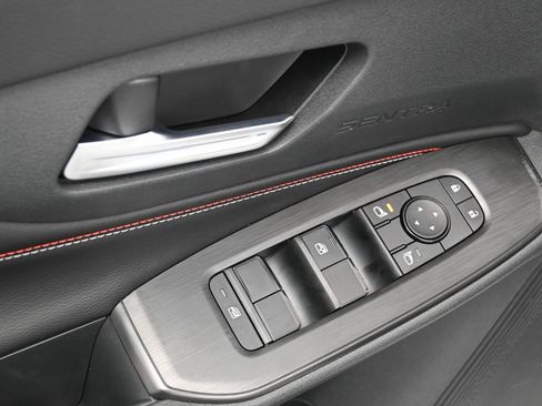 New 2026 Nissan Sentra SR w/ SR Premium Package FWD image 15