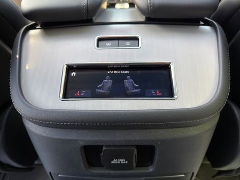 Used 2025 Lincoln Navigator Reserve w/ Jet Appearance Package image 26