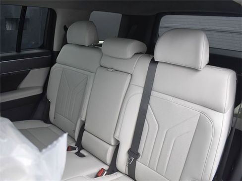 Used 2025 Hyundai Santa Fe SEL image 18