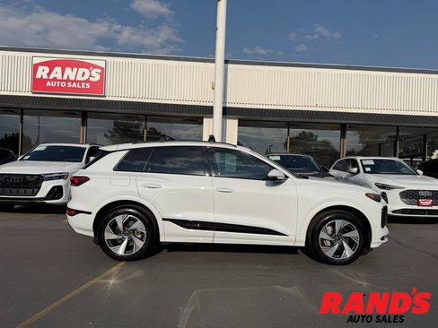 Used 2025 Audi Q6 e-tron Premium Plus w/ Premium Plus AWD/4WD image 1