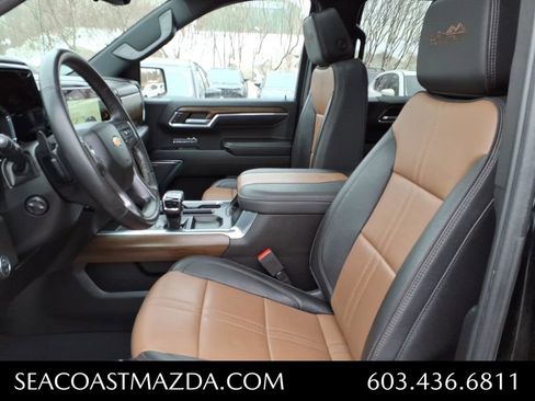 Used 2023 Chevrolet Silverado 1500 High Country w/ Technology Package image 9