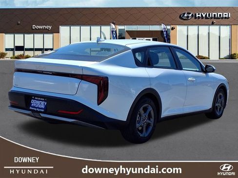 Used 2025 Kia K4 FWD image 4