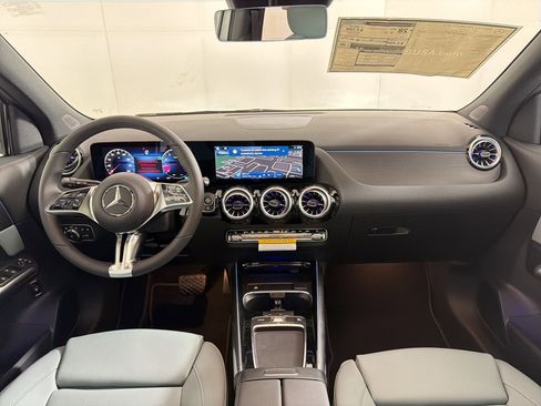 New 2026 Mercedes-Benz GLA 250 4MATIC image 17