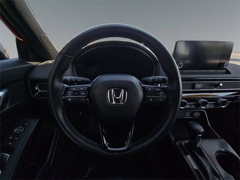 Used 2023 Honda Civic Sport image 16