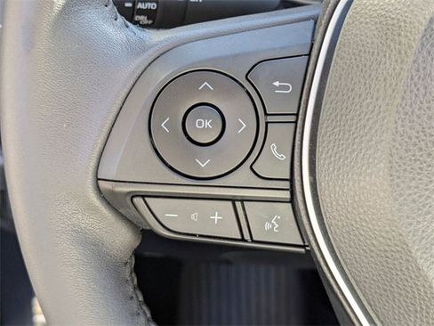 Used 2023 Toyota RAV4 XLE Premium image 21