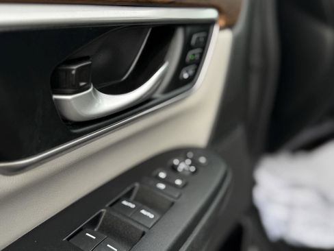 Used 2022 Honda CR-V EX-L image 14