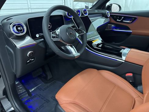 New 2026 Mercedes-Benz GLC 300 image 12