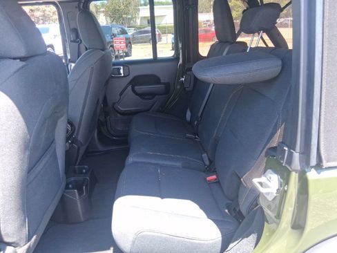 Used 2024 Jeep Wrangler Unlimited Sport AWD/4WD image 14