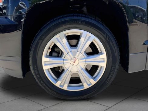 Used 2017 GMC Terrain SLT w/ Driver Alert Package I FWD image 10