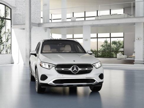 New 2026 Mercedes-Benz GLC 300 4MATIC image 8