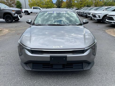 Used 2025 Kia K4 FWD image 2